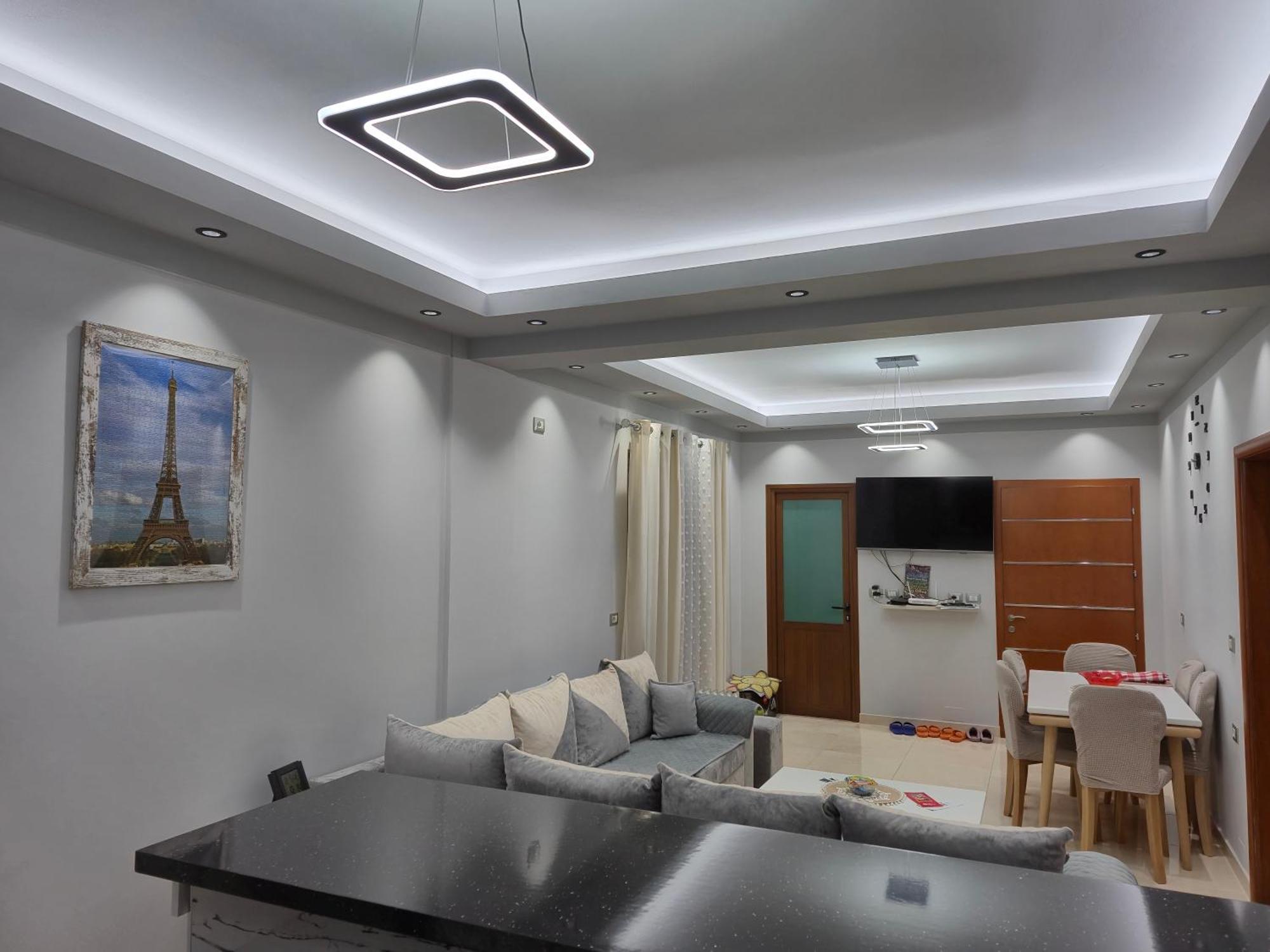Ari Villa Berat